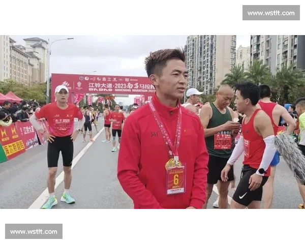 2025 南昌马拉松推出 “破三” 战袍与 PB 纪念浴巾:以速度之名,镌刻英雄城记忆 2025 南昌马拉松推出 “破三” 战袍与 PB 纪念浴巾:以速度之名,镌刻英雄城记忆