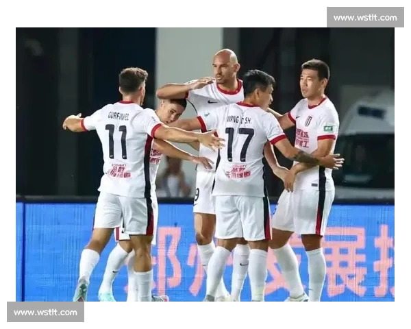 山东泰山基地备战仍难敌蓉城 足协杯 16 强追平历史最差战绩 山东泰山基地备战仍难敌蓉城 足协杯 16 强追平历史最差战绩